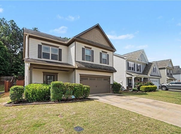 585 Country Ridge Drive, Hoschton, GA 30548