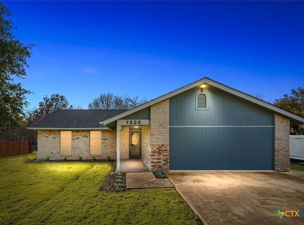 1926 Nevada Street, San Marcos, TX 78666