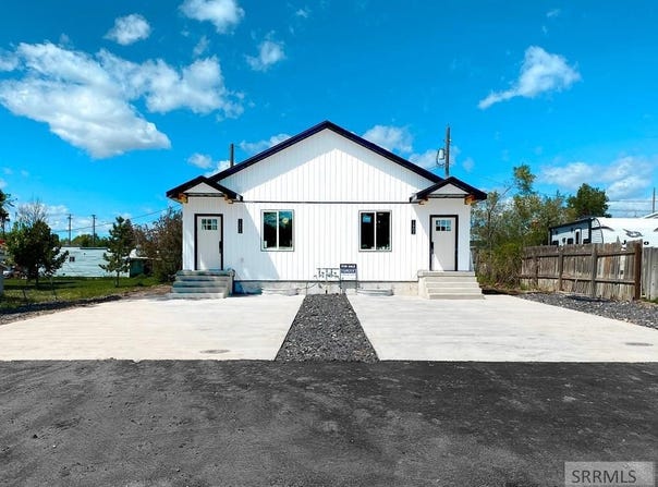 1464 W Houston Street, Idaho Falls, ID 83402