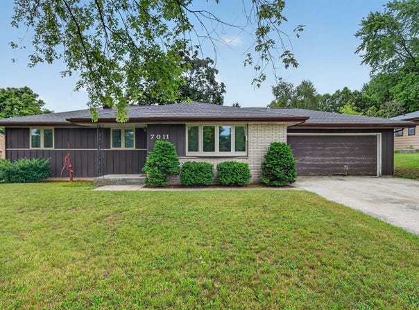 7011 Superior Ave, Kohler, WI 53044
