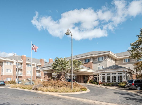 801 N Mclean Boulevard, Elgin, IL 60123