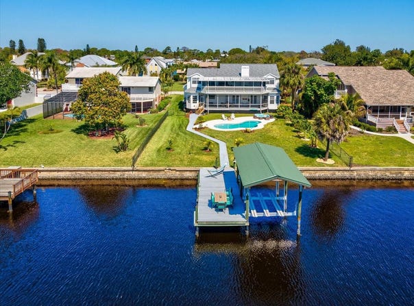 1414 DEIRDRE Drive, RUSKIN, FL 33570