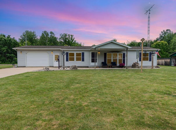 1035 Van Dyke Road, Beaverton, MI 48612