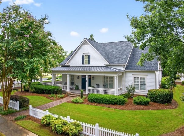 300 Horseshoe Bend, Statham, GA 30666