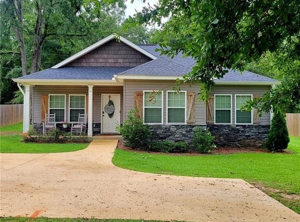 2204 38TH BOULEVARD, VALLEY, AL 36854