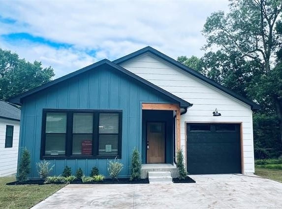 31 Circle Drive, Monkey Island, OK 74331