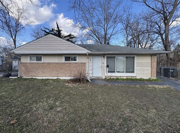 7 MONEE Court, Park Forest, IL 60466