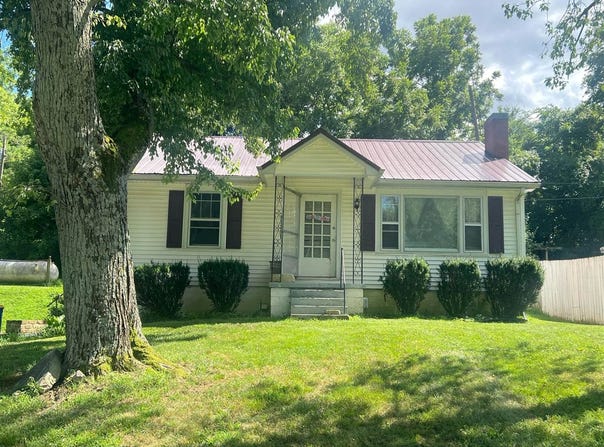 2619 Sulphur Springs Church Road, Franklin, KY 42134