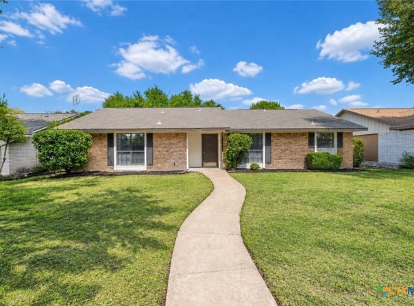 2102 Buckskin Trail, Temple, TX 76502
