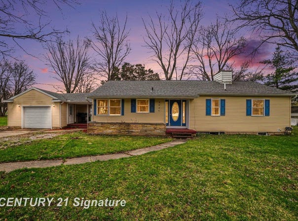 3036 E Miller Road, Midland, MI 48640