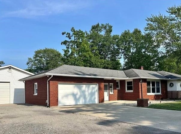 11242 Ottawa Drive, Ottawa, OH 45875