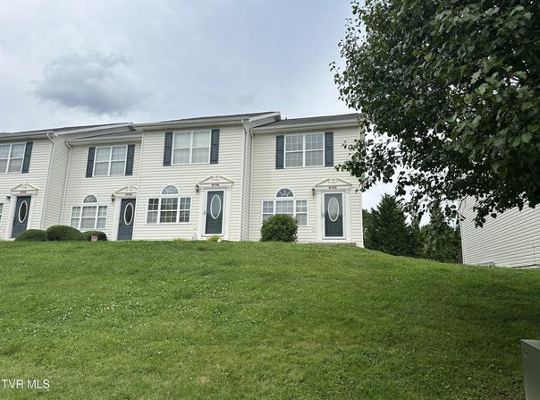 225 Amanda Lane, Bristol, TN 37620