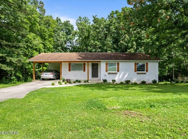 150 Scott Drive, Huntsville, TN 37756