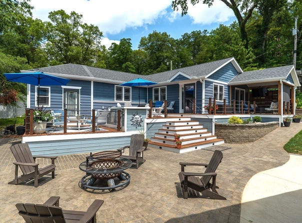 10713 N C & C Drive, Monticello, IN 47960