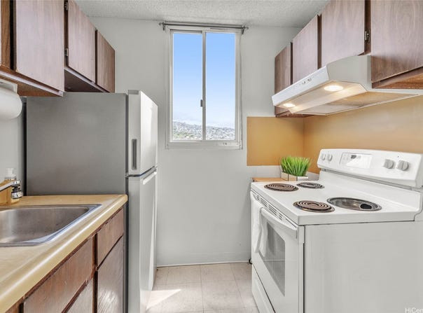 2740 Kuilei Street 1101, Honolulu, HI 96826