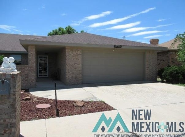 1203 W Caprock Street, Hobbs, NM 88240