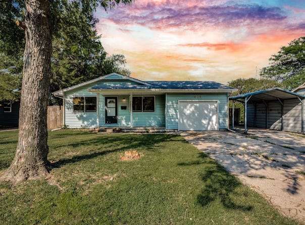 461 Meeds, Valley Center, KS 67147