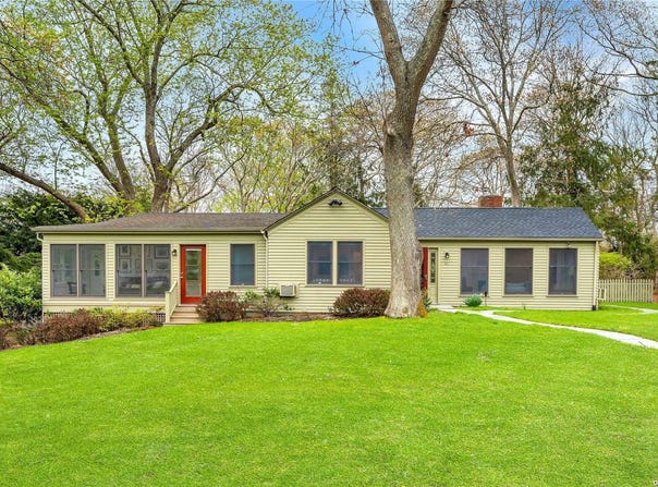 60 Aspatuck Road, Westhampton Beach, NY 11978