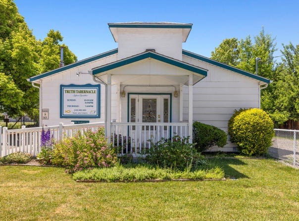 1774 Arthur Street, Klamath Falls, OR 97603