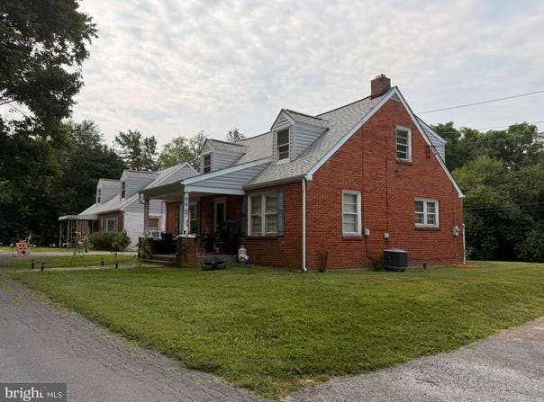 9947 CROSSFIELD ROAD, HAGERSTOWN, MD 21740