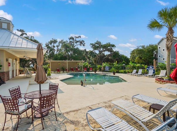 71 Battery Creek Club Drive, Beaufort, SC 29902
