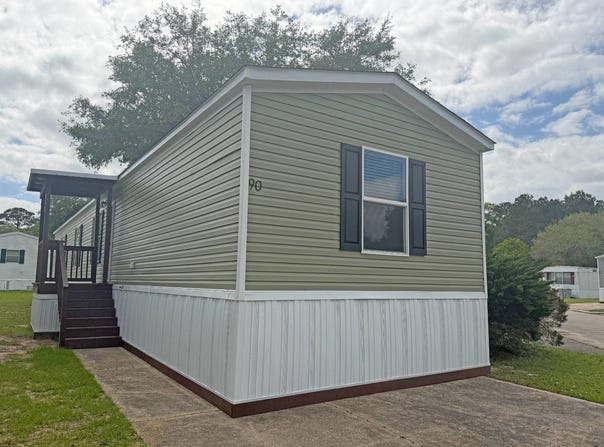 5885 Lavey Lane, Baker, LA 70714