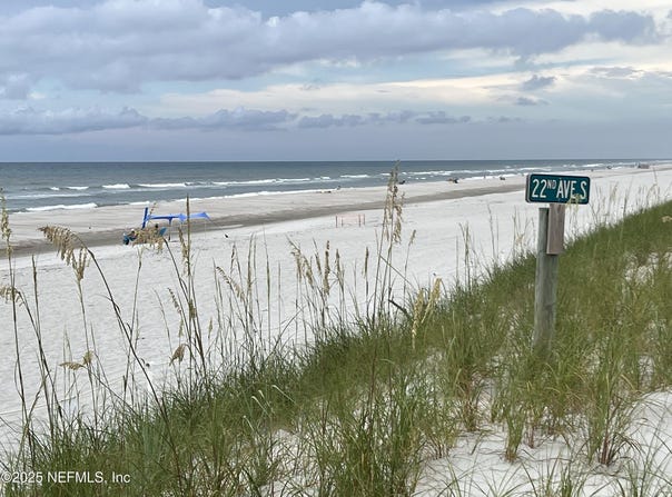 2211 1ST Street S, Jacksonville Beach, FL 32250