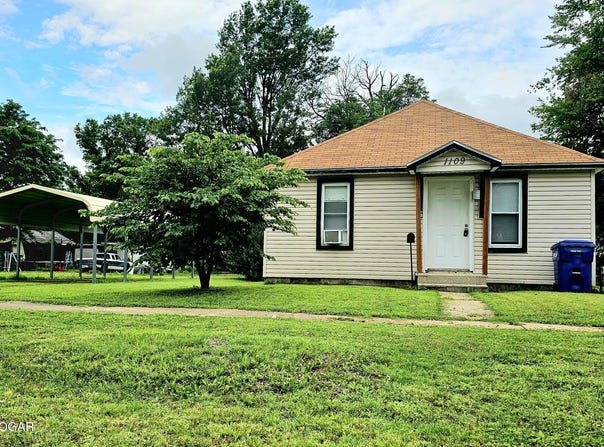 1109 Lincoln Avenue, Baxter Springs, KS 66713