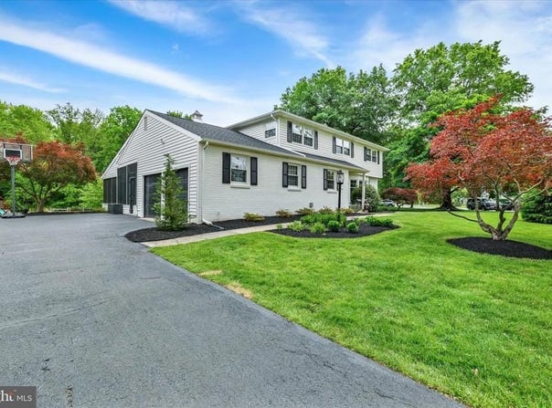500 COUNTESS DRIVE, YARDLEY, PA 19067