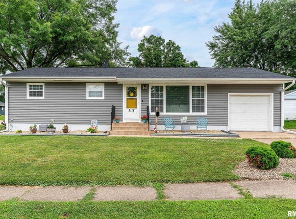3118 W DENISON Avenue, Davenport, IA 52804