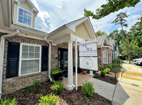 1614 & 1618 Mahan Center Boulevard unit: 103 + 2, Tallahassee, FL 32308