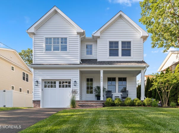 564 Monmouth Avenue, Spring Lake Heights, NJ 07762