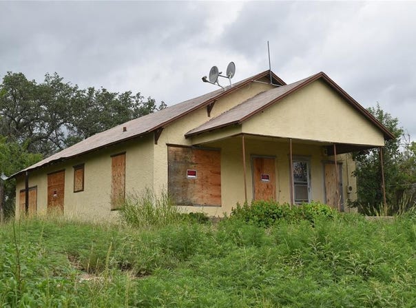 900 S Cypress Street, Brady, TX 76825