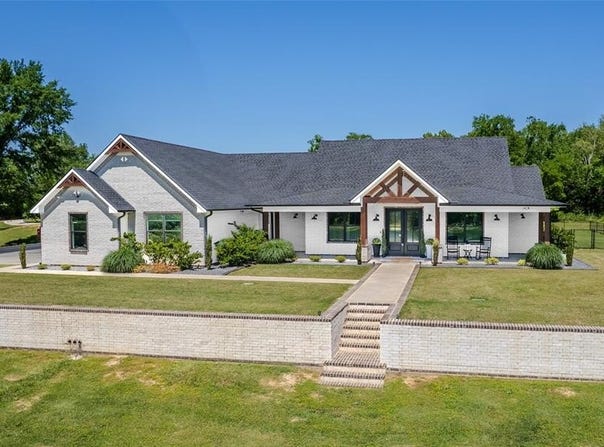 8091 S TX Hwy 37, Winnsboro, TX 75494