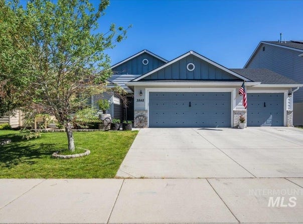 3848 W Newland St, Meridian, ID 83646