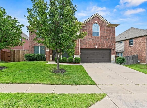 438 Bristol Street, Roanoke, TX 76262