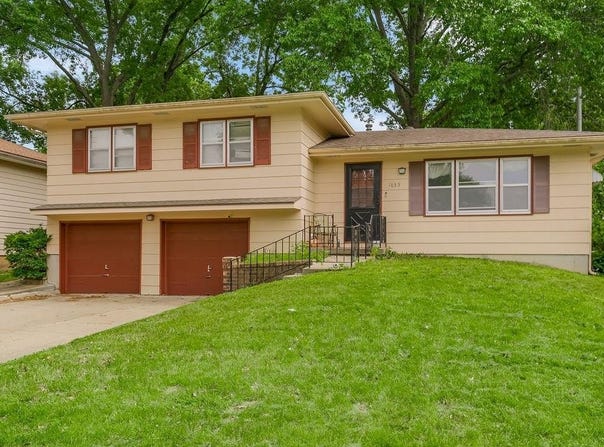 1835 Miami Street, Leavenworth, KS 66048