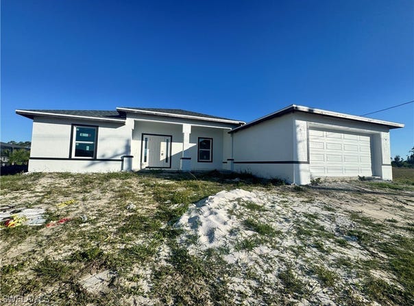 904 Vogiantzis Parkway, Cape Coral, FL 33909