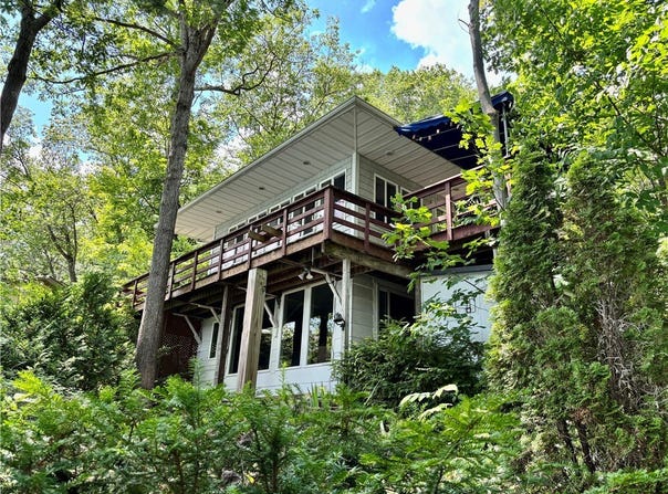 8111 E Bluff Drive, Jerusalem, NY 14527