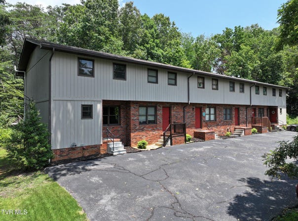 225 Huckleberry Road, Bluff City, TN 37618