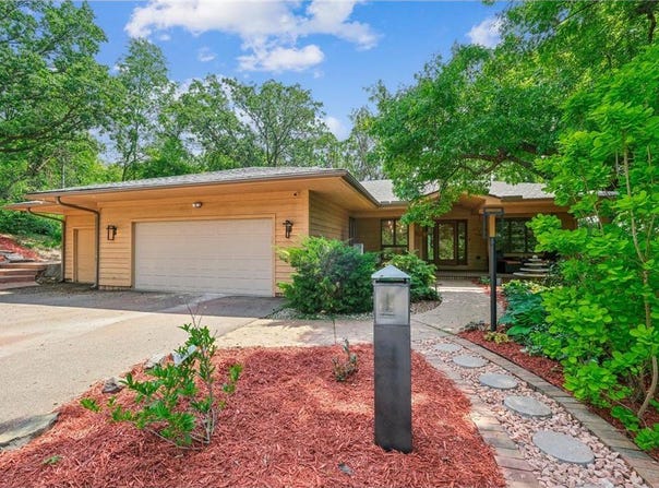 2665 Oriole Avenue N, West Lakeland Twp, MN 55082