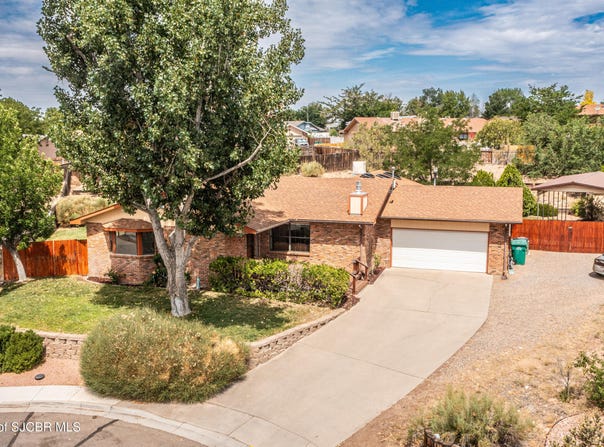 1304 E 33RD Street, Farmington, NM 87401