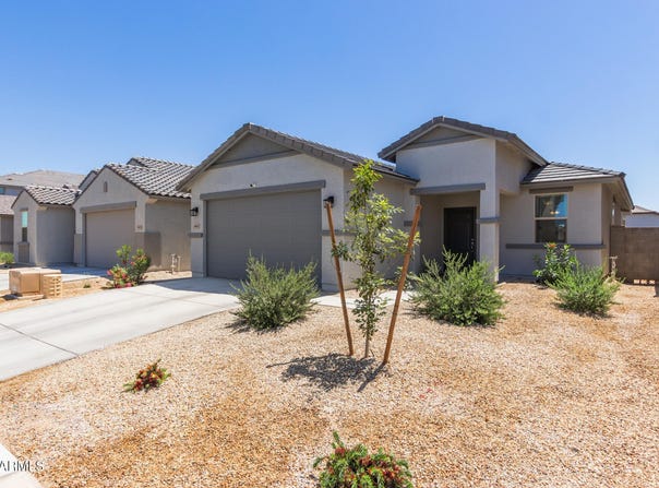 17031 W BUTLER Avenue, Waddell, AZ 85355