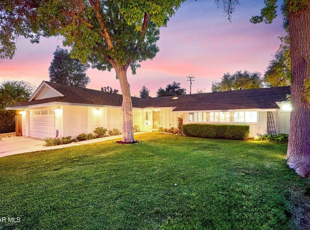 26007 Philrich Circle, Calabasas, CA 91302