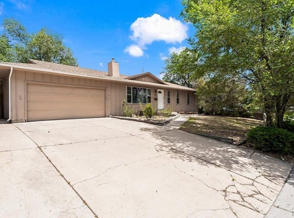 5 Grissom Place, Pueblo, CO 81001