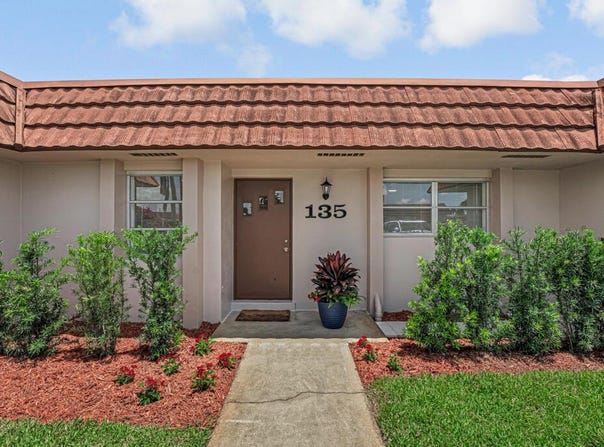 5775 Fernley Drive W, West Palm Beach, FL 33415