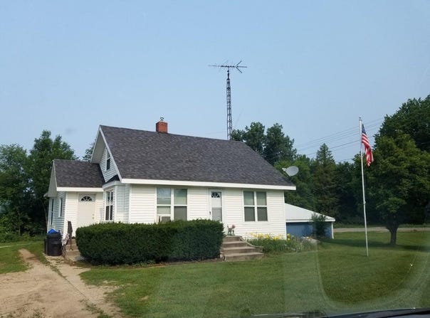 2845 S Oceana Drive, Shelby, MI 49455
