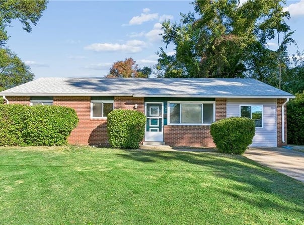 709 Houston Avenue, Hampton, VA 23669