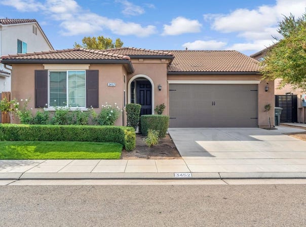 3452 Pontiac Avenue, Clovis, CA 93619