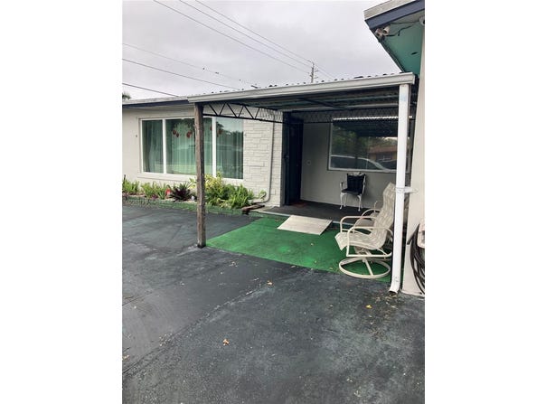 2110 N 46th Ave, Hollywood, FL 33021